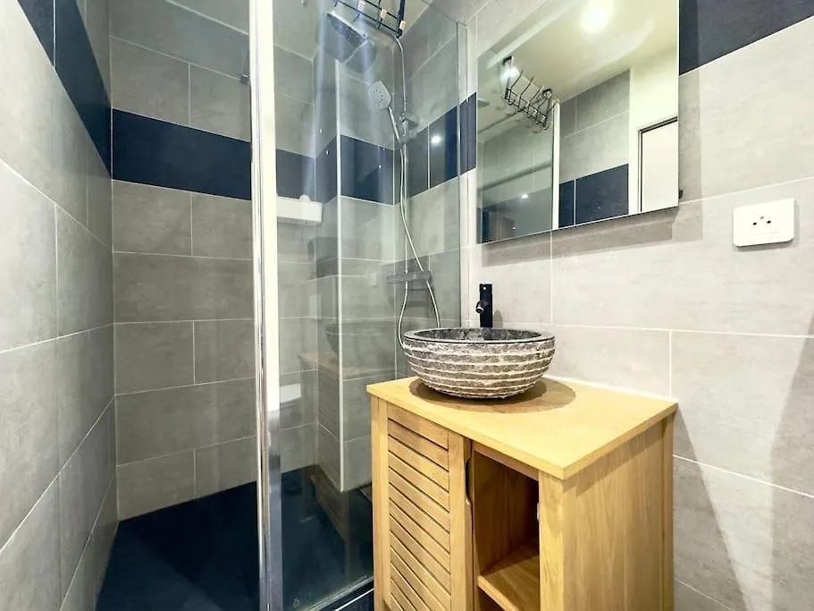 Apartment Charmant Sentier Montorgueil Paris